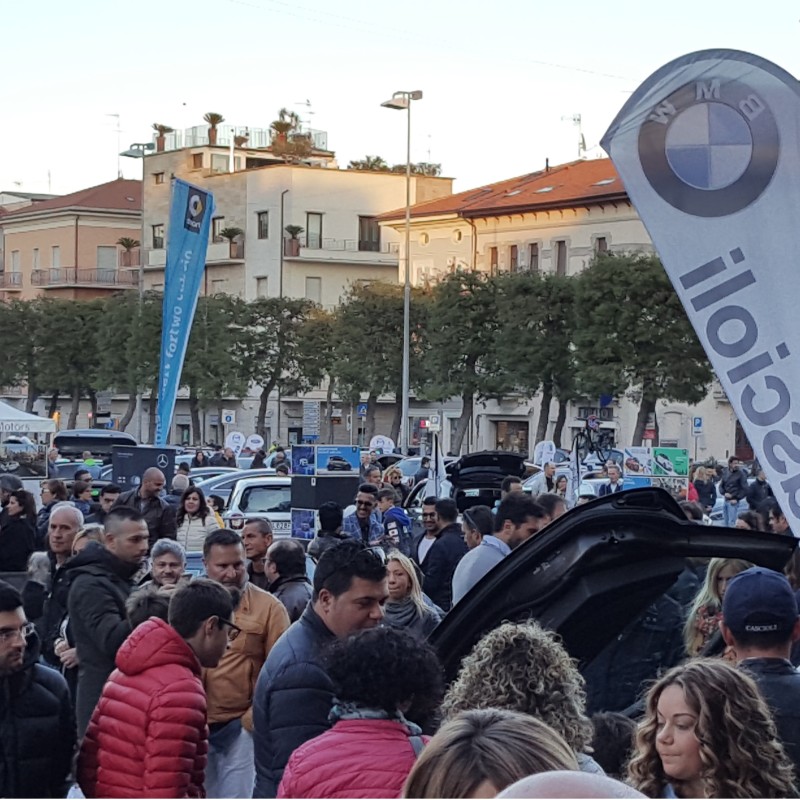 AUTO EXPO CIVITANOVA UNA GIORNATA CHE HA REGISTRATO UN BOOM DI PRESENZE CivitanovaLive